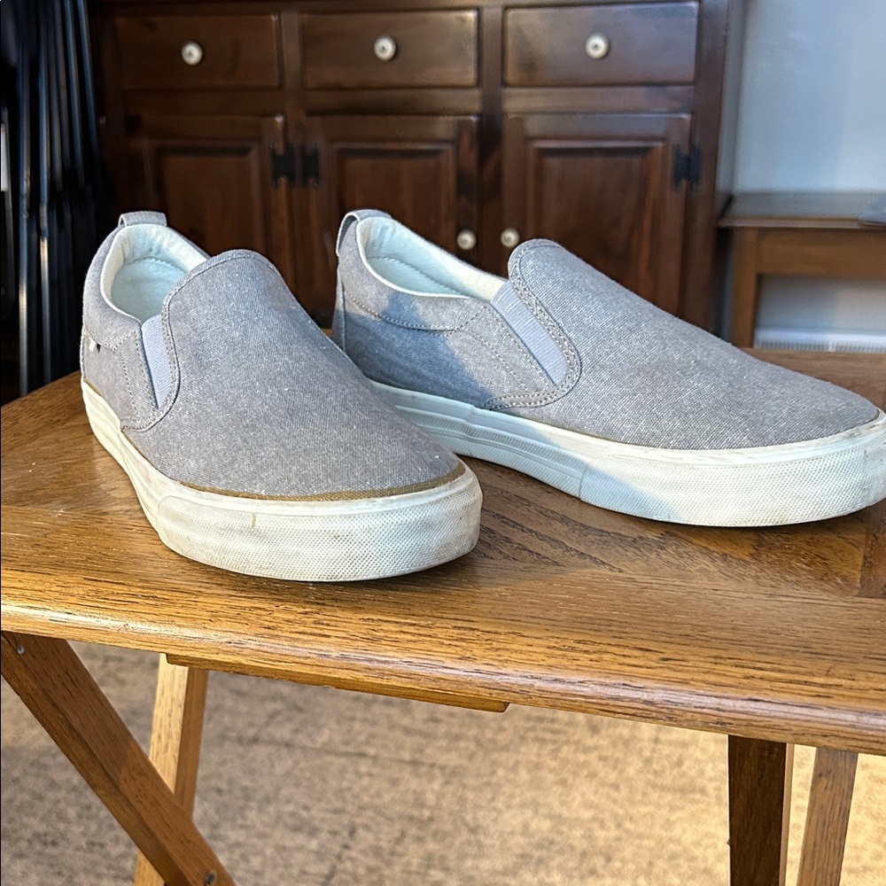 Taos Footwear Gray Canvas Slip-Ons